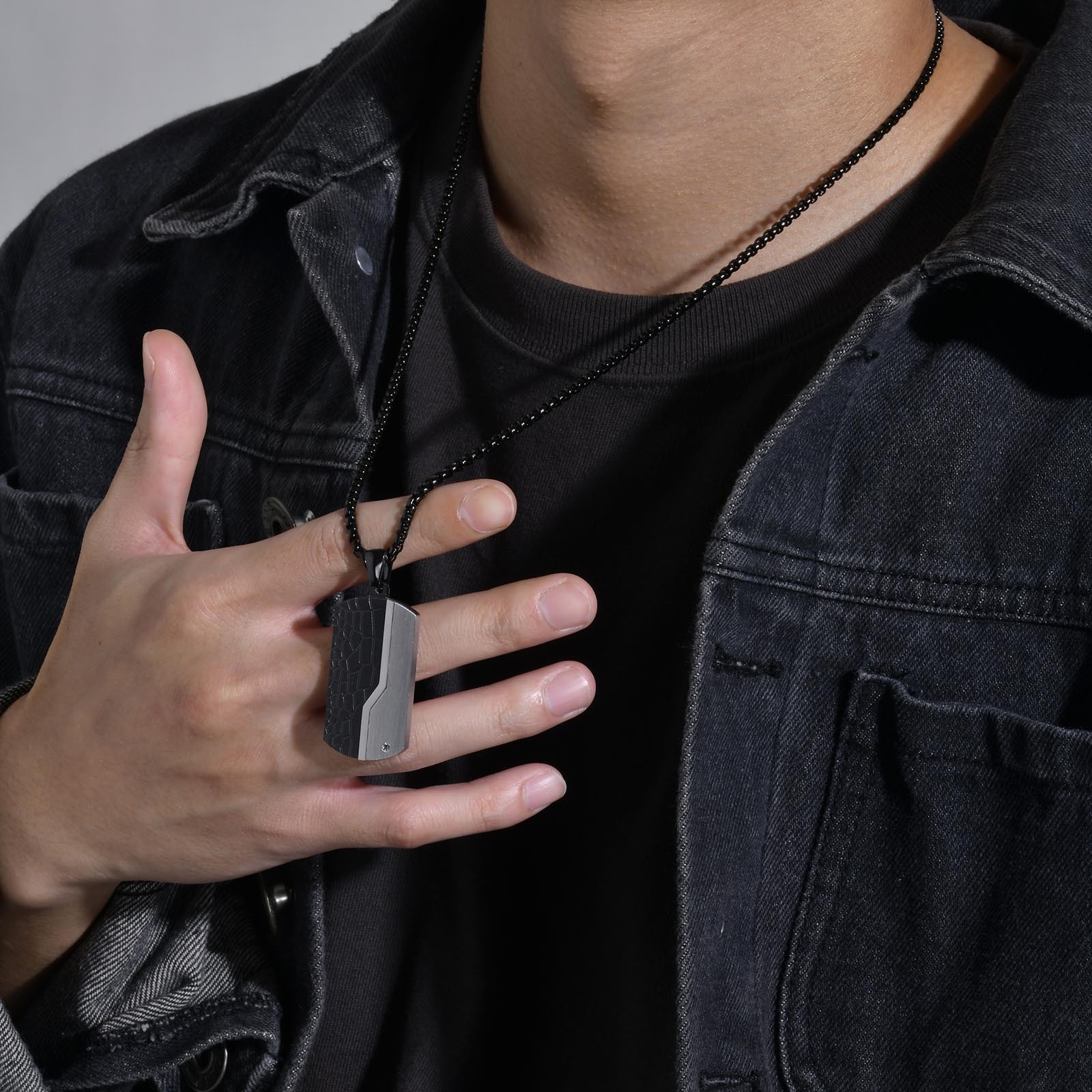 Stylish Mens Pendant Necklace, - Mens Dog Tag Necklace recensie en prijs