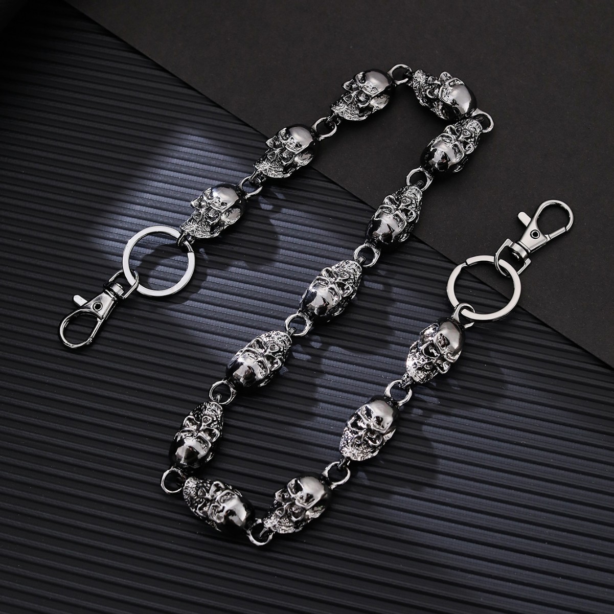 Skull Keychain Wallet Chain, P - Gothic Skull Ring recensie en prijs