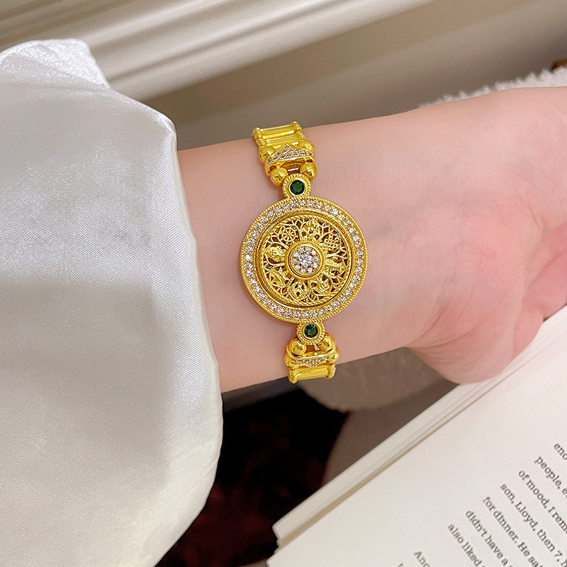 Classic Chinese style diamond  - Fine Jewelry Watches Women recensie en prijs